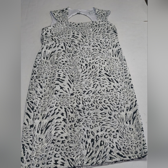 CARMEN Carmen Marc Volvo Black and  White Dress Size Large - Picture 6 of 12